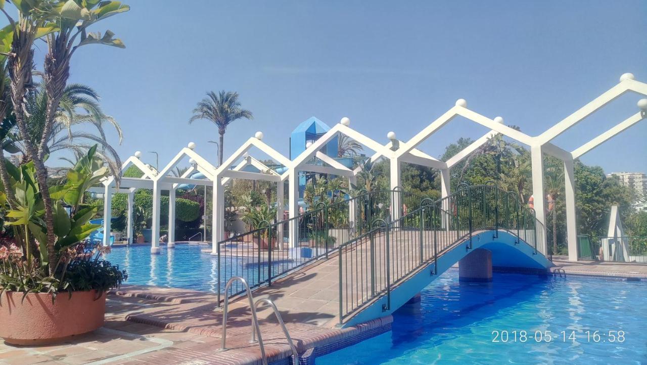 "Vive Benal Beach" Estudios Con Vistas Al Parque Acuatico Benalmadena Luaran gambar