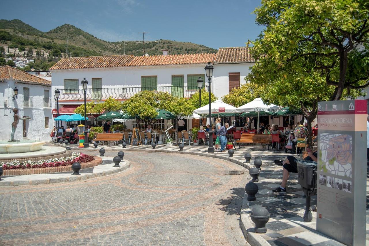 "Vive Benal Beach" Estudios Con Vistas Al Parque Acuatico Benalmadena Luaran gambar